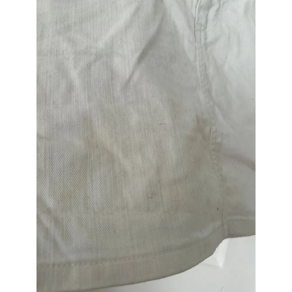 Denim Levi’s Denizen women’s size 10 white skirt